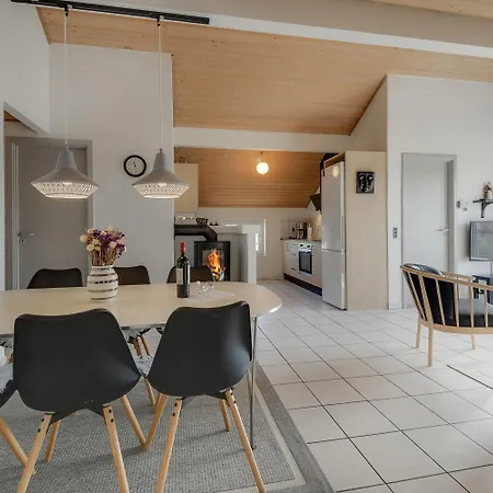 Cozy House With Pool By The Sea - Sj940 Harboør