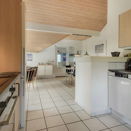 Cozy House With Pool By The Sea - Sj940 Ferienhaus *